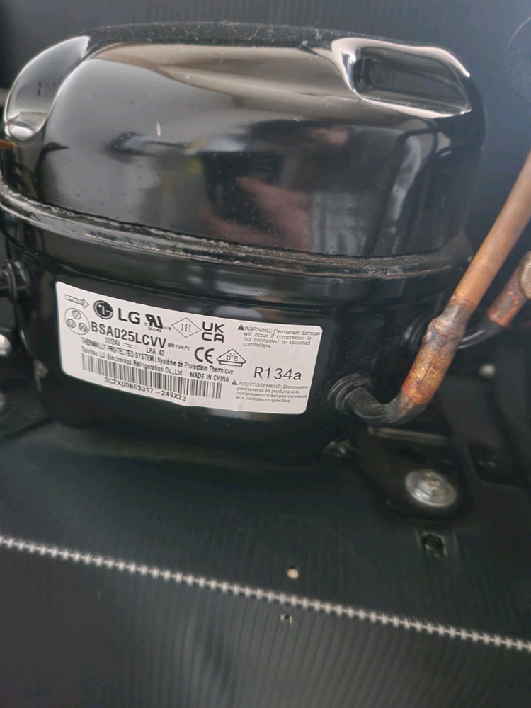 90리터 미니 냉장고--4