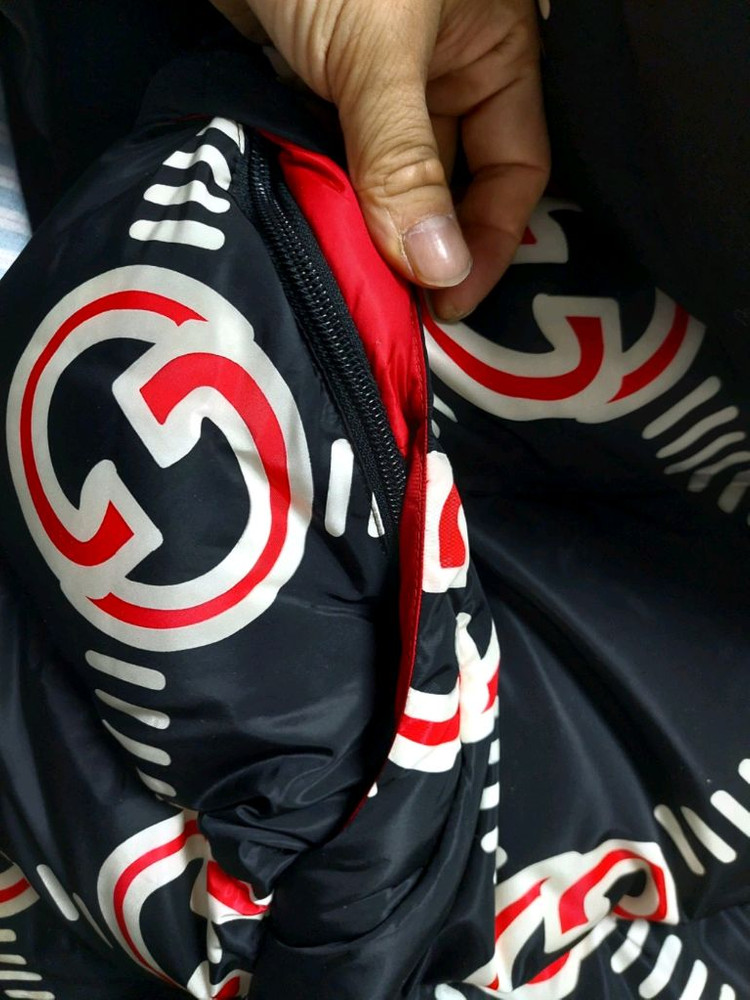 구찌 GG 인터로킹 블랙 패딩 디태처블 조끼가능 실측 L 백화점판 이미지