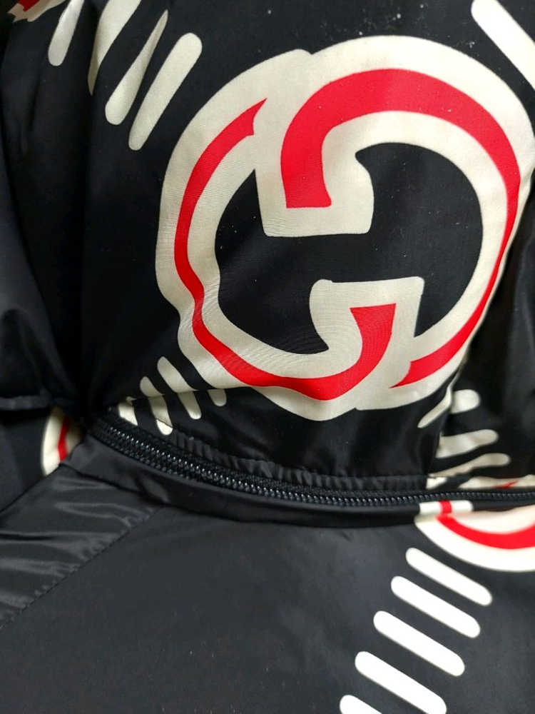 구찌 GG 인터로킹 블랙 패딩 디태처블 조끼가능 실측 L 백화점판 이미지