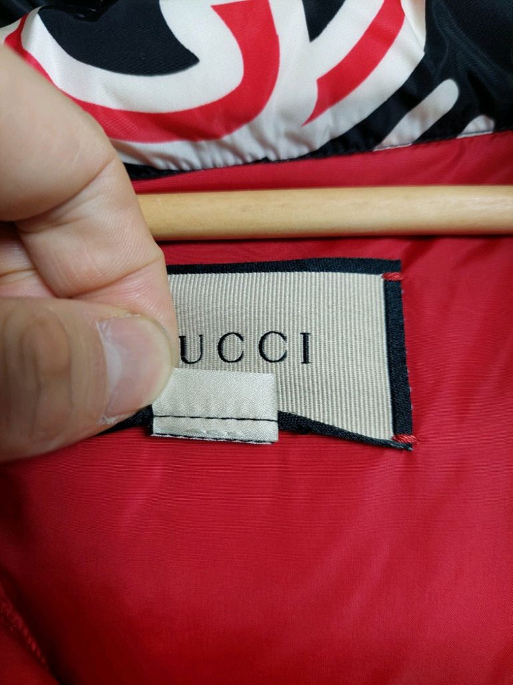 구찌 GG 인터로킹 블랙 패딩 디태처블 조끼가능 실측 L 백화점판 이미지