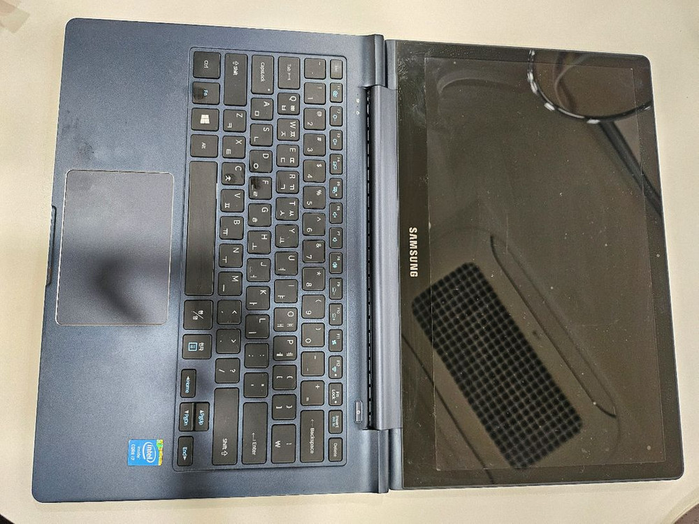삼성 노트북 i7 4세대 8기가램 256ssd--4