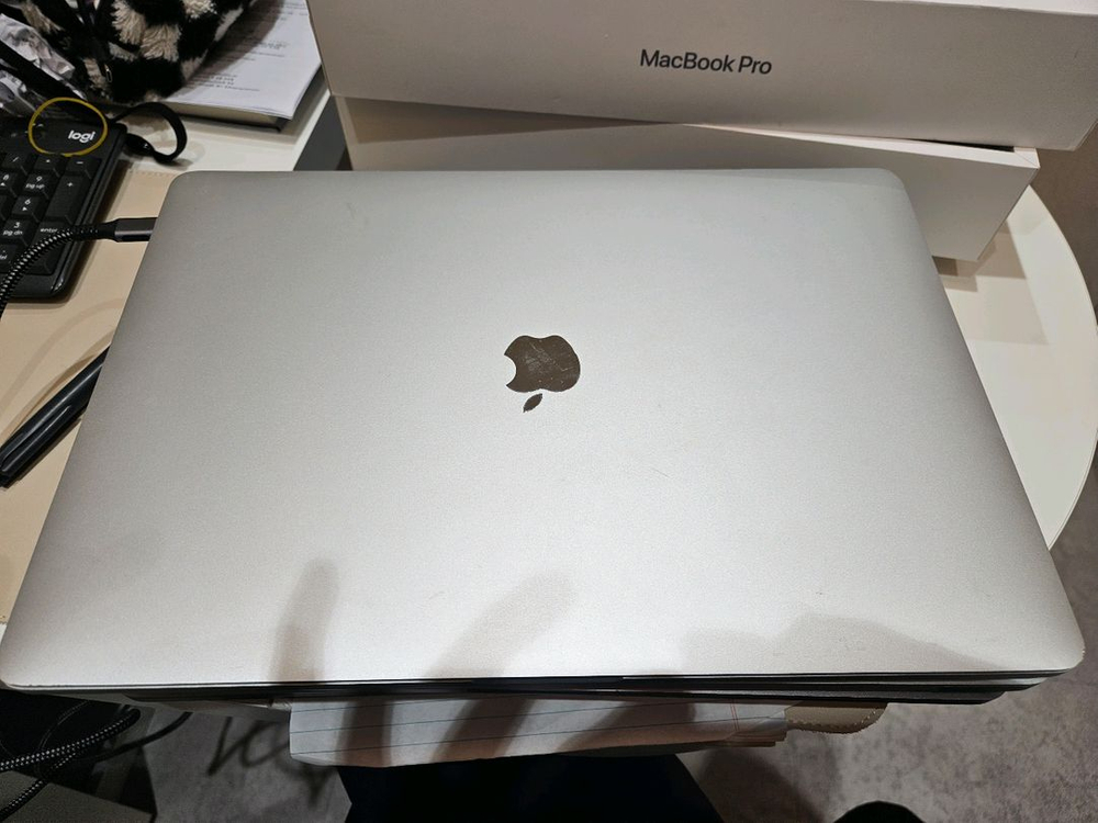 애플 맥북 프로 16인치 2019 i7 16GB 512GB 이미지