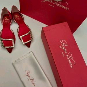 Roger Vivier 크리스탈 버클 플랫 슈즈