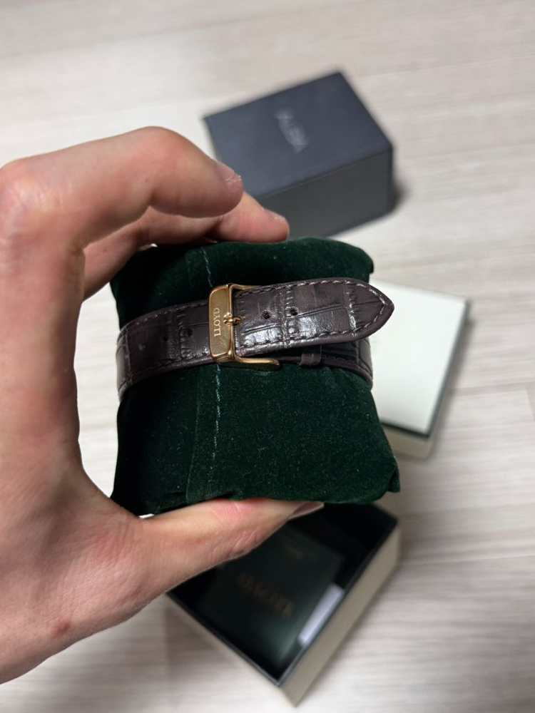 로이드 문페이즈 시계--2