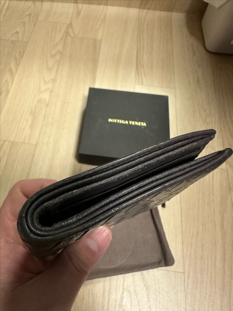 보테가 베네타 인트레치아토 반지갑 다크브라운--6