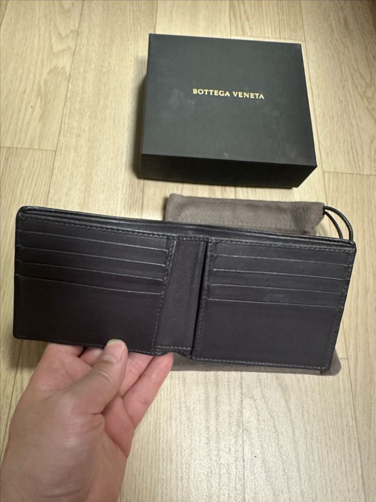 보테가 베네타 인트레치아토 반지갑 다크브라운--8