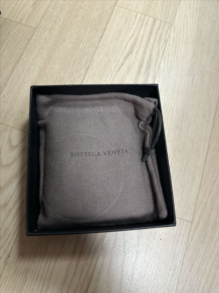 보테가 베네타 인트레치아토 반지갑 다크브라운--9