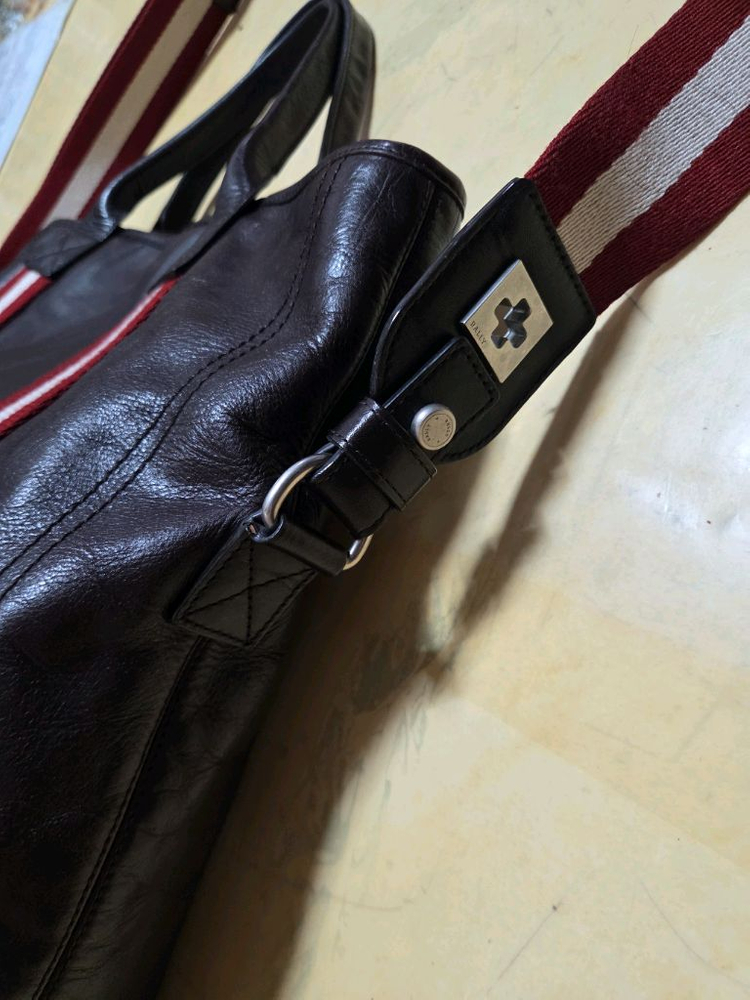 발리 정품 삼선 메신저백 레더--3