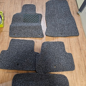 제네시스 G70 순정 매트