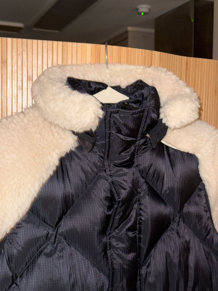 사카이 시어링 블루종 퍼 자켓 블랙/에크루--2