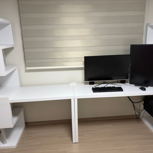 깔끔한 디자인 화이트 색상 책상 수납장 세트 판매합니다. 이미지