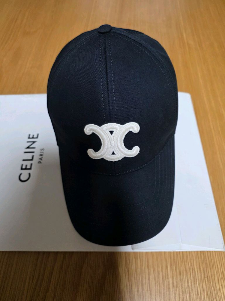 셀린느 트리오페 볼캡 블랙L--0