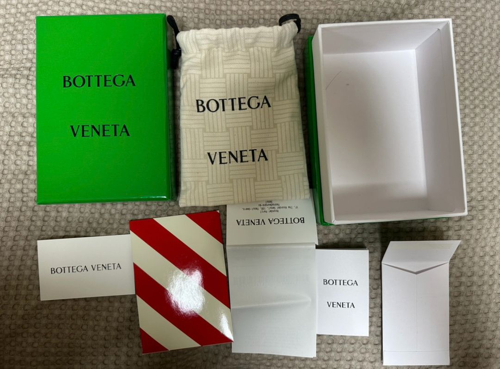 [새상품] 보테가베네타 카드 지갑 카세트 신용카드 케이스--2