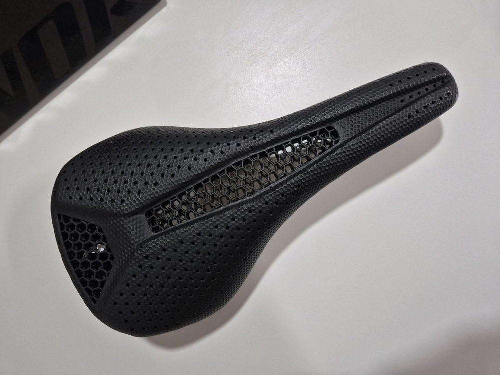 스페셜라이즈드 S-WORKS 파워 미러 안장 143mm--1