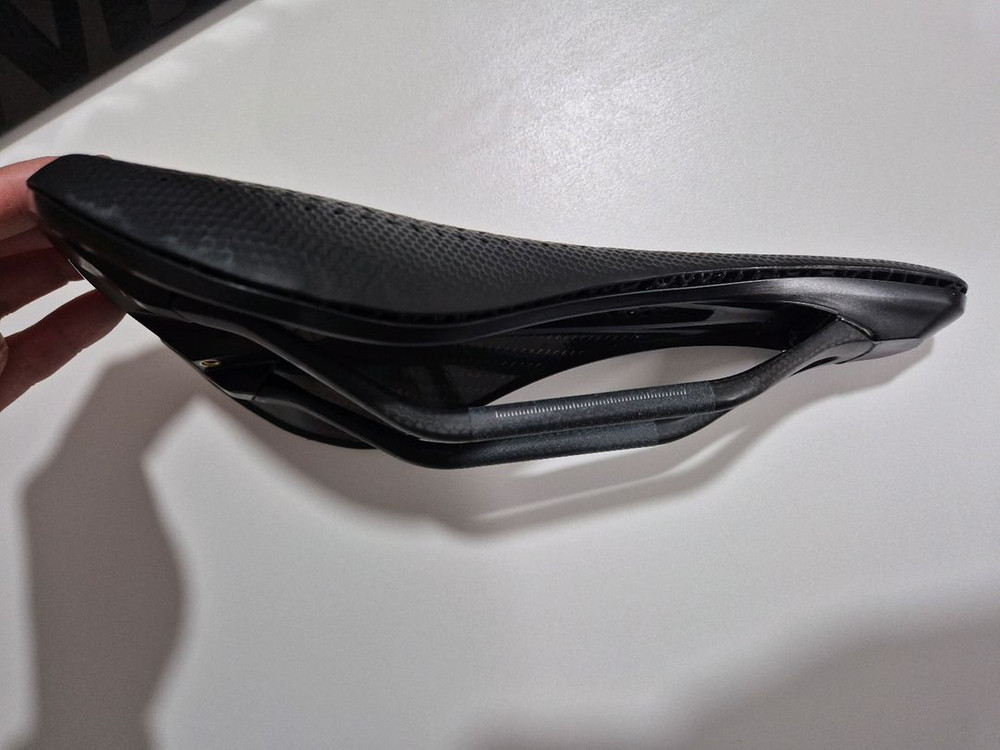 스페셜라이즈드 S-WORKS 파워 미러 안장 143mm--4