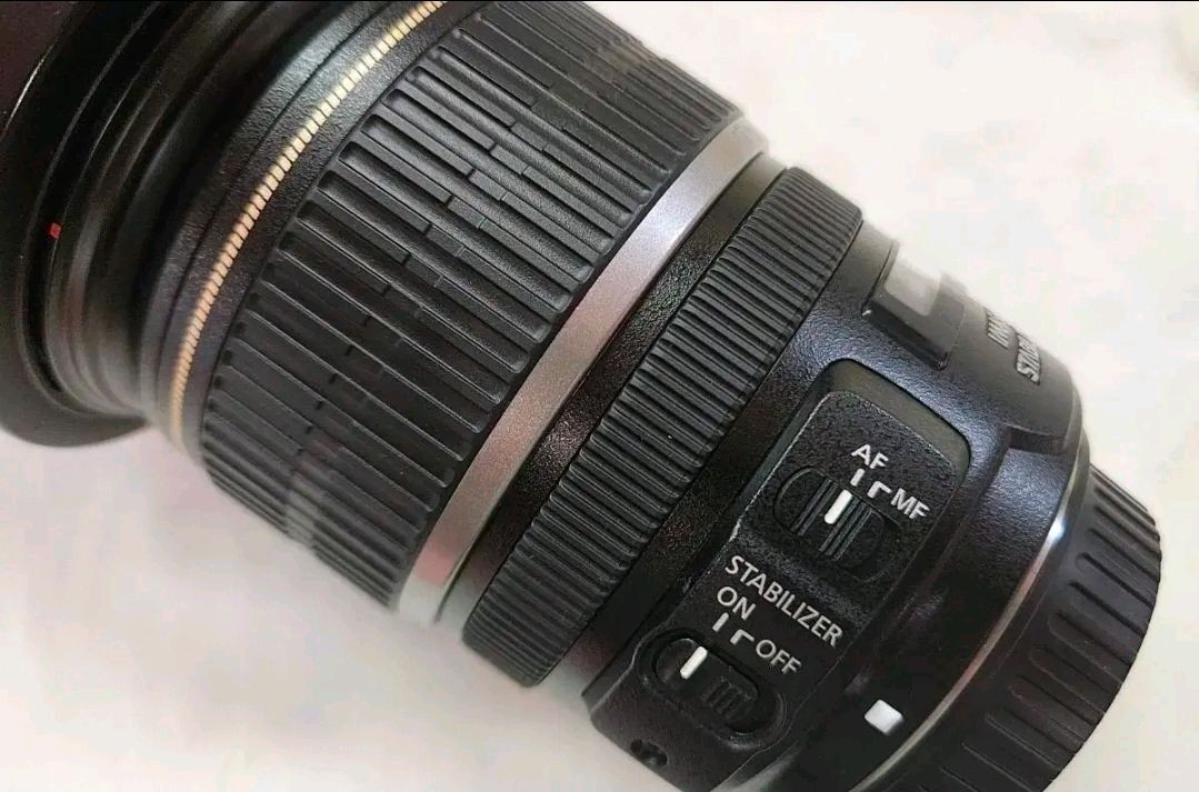 A급> 캐논 ef-s 17-55mm f2.8 is 축복렌즈 크롭용표준줌--4