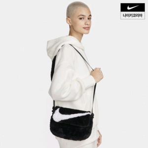 나이키 NSW 퓨추라 365 포우 퍼 가방 블랙