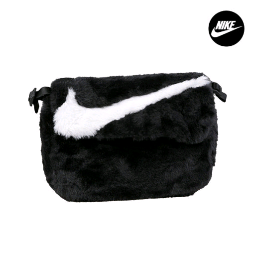 나이키 NSW 퓨추라 365 포우 퍼 가방 블랙--1