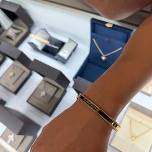 정품 반클리프 앤 아펠 빼를리 시그니처 팔찌 XL