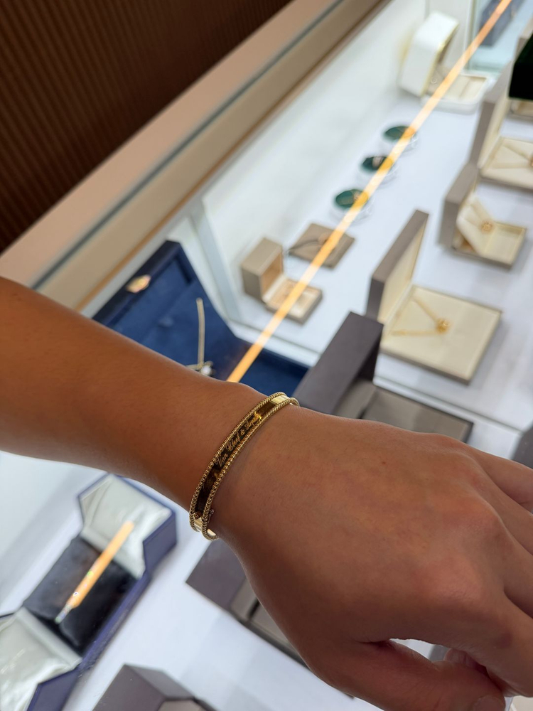 정품 반클리프 앤 아펠 빼를리 시그니처 팔찌 XL--1