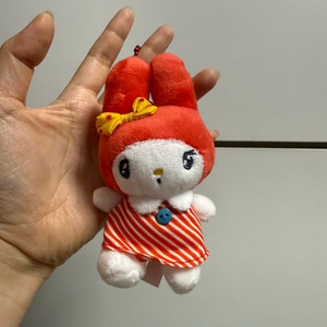 산리오 레트로 룸 시리즈 마이멜로디 키링 인형