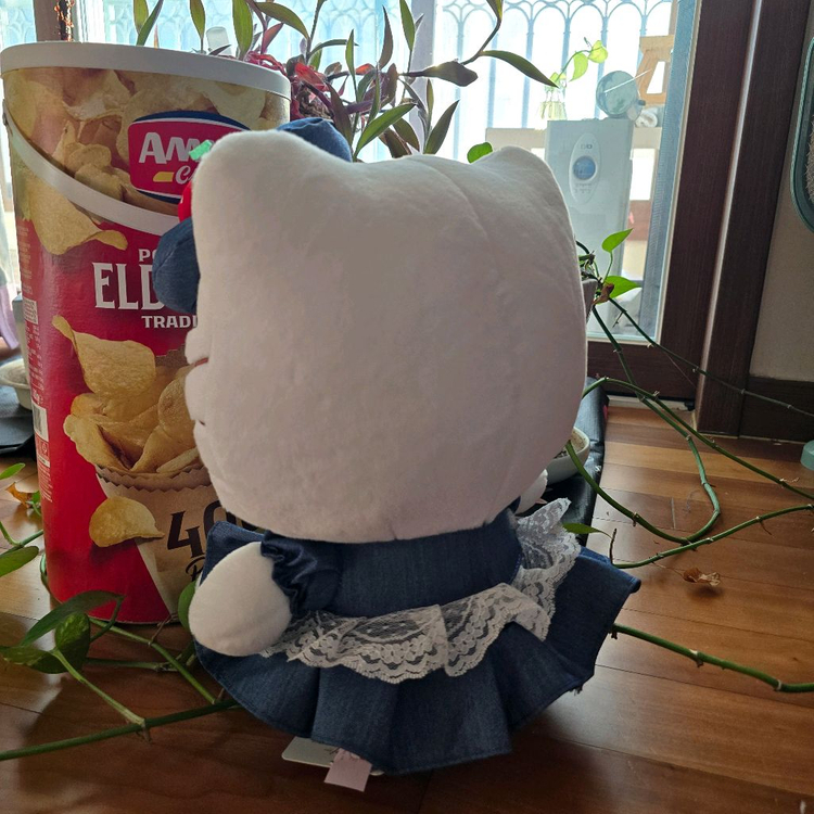 헬로키티 데님원피스 봉제인형 - New--4