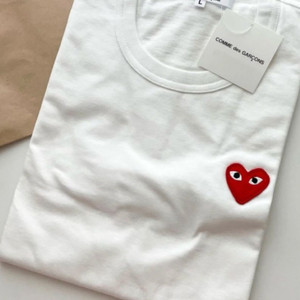 꼼데가르송 PLAY 흰색 반팔티 L+쇼핑백