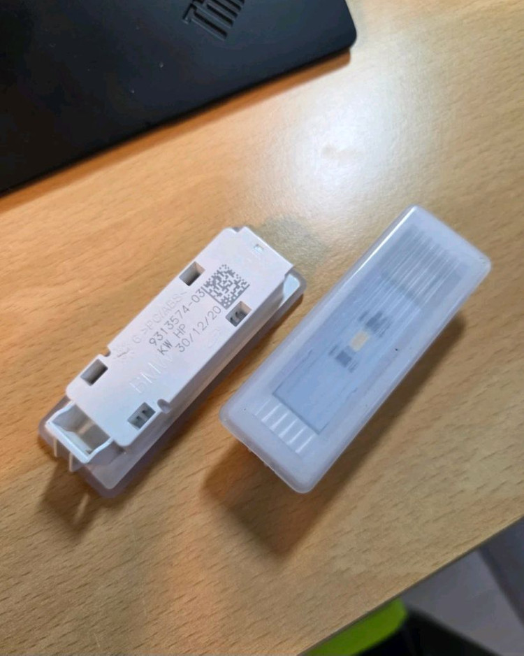 BMW 5시리즈(G30/31) 도어 라이트--1