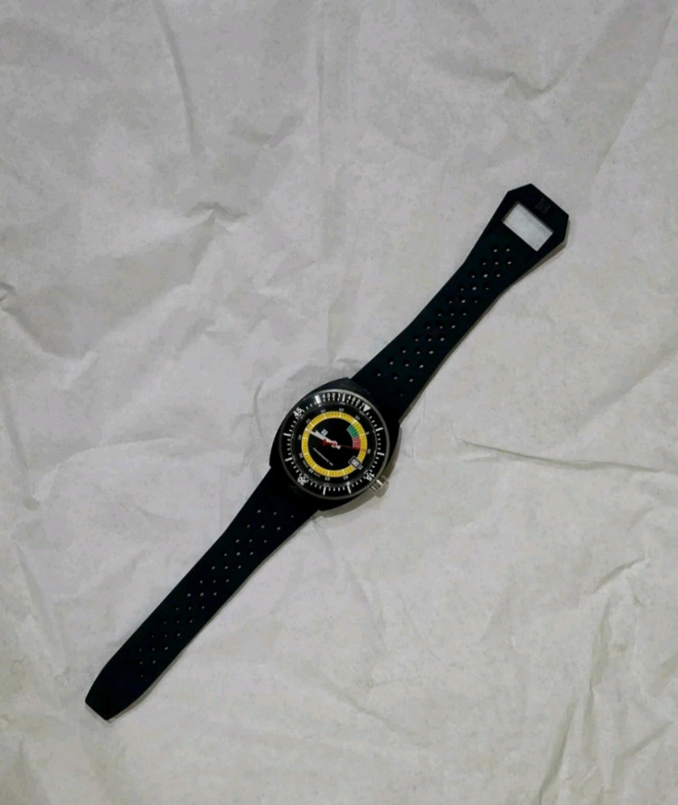 티쏘 시데럴 옐로우&블랙스트렙 &와인더 이미지