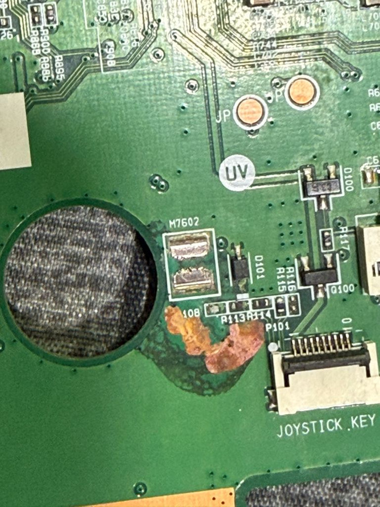 고장난 LG 빔프로젝터 PF610P 제품팝니디.--7