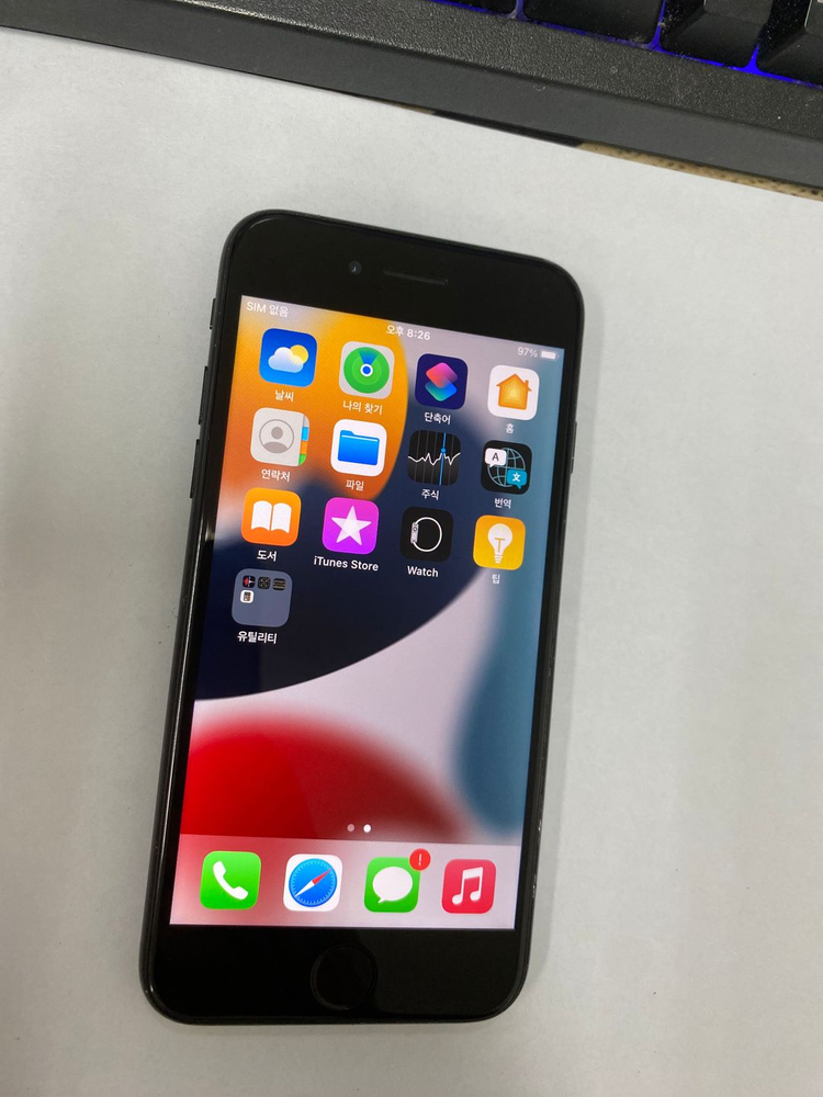 아이폰7 블랙 액정SS급 32GB 배터리90% 빈티지카메라폰 인스타 사진폰추천 208668--1