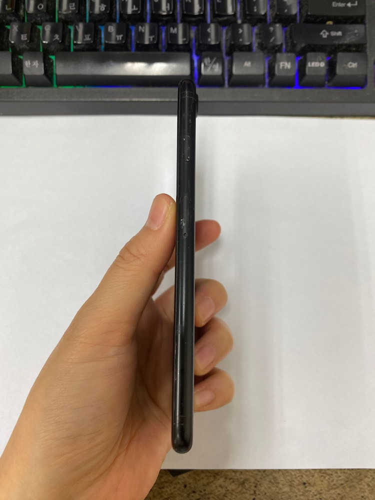 아이폰7 블랙 액정SS급 32GB 배터리90% 빈티지카메라폰 인스타 사진폰추천 208668--5