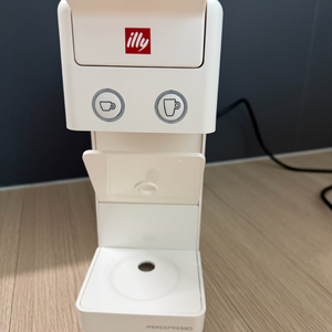 본사정품 일리커피머신 Y3.3 화이트