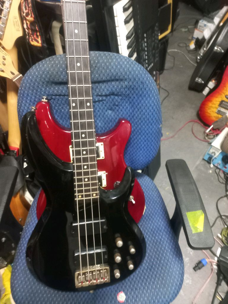 볼캔 IVY 베이스기타--3