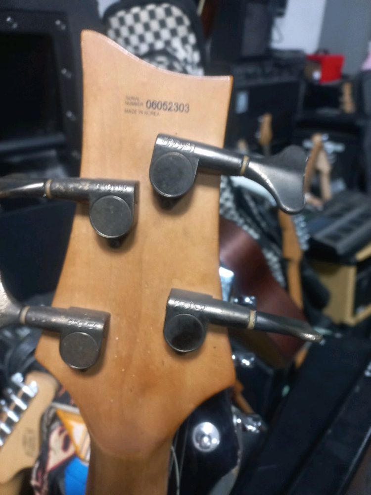 볼캔 IVY 베이스기타--5