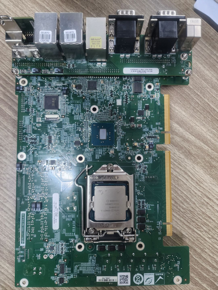 팬리스(fanless) 산업용 임베디드 박스 PC의 메인보드와 CPU--3