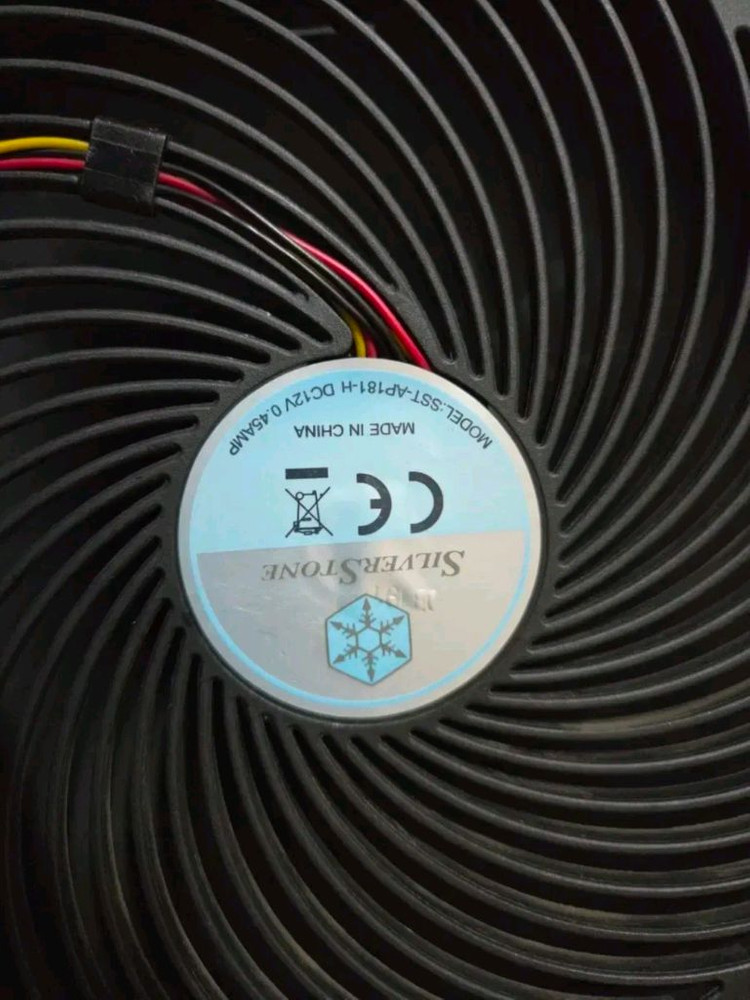 SilverStone 쿨링팬 SST-AP181 제품 180mm--3