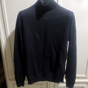 유니클로 / 캐시미어 100% 터틀넥 스웨터 블랙 / L[100]