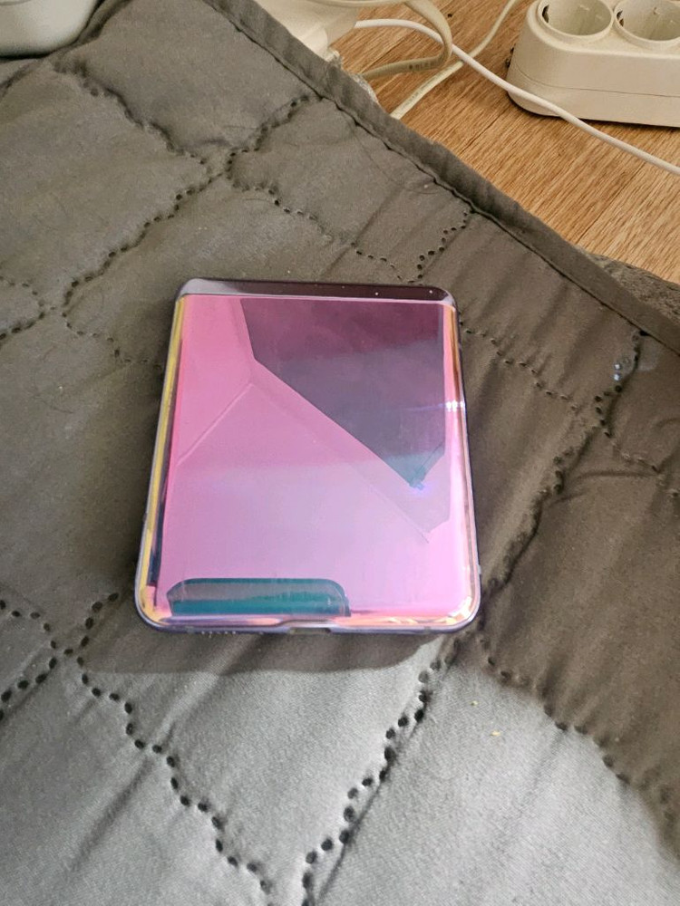 갤럭시 z플립1 부품폰 파손폰 팝니다--1