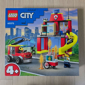 레고시티 60375 소방서 소방트럭새제품과 같은 초SSS급 급처분합니다.