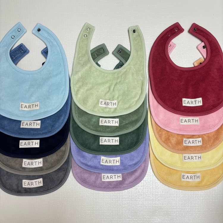 새상품 얼스빕 얼쓰빕 턱받이--2