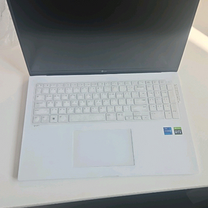 LG 17Z90Q-EA76K 17인치노트북