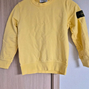 스톤아일랜드 맨투맨 옐로우 6y(가격확내림)