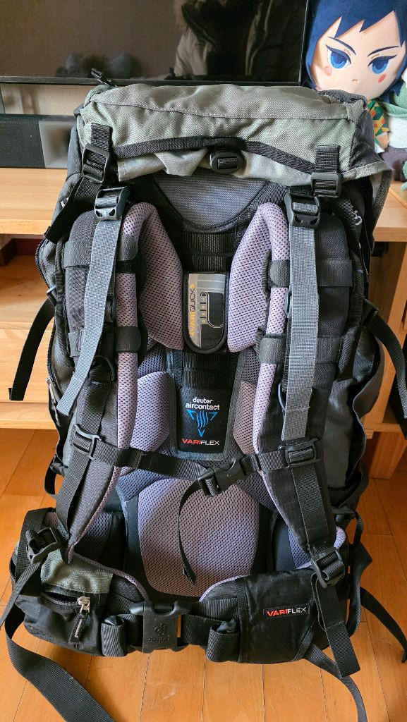 도이터 Aircontact 55+10 등산 배낭--1