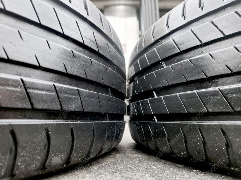 #산타페,쏘렌토,카니발,아이오닉5,EV6,펠리세이드 등 19인치 휠타이어세트 팝니다.235 55 19 이미지