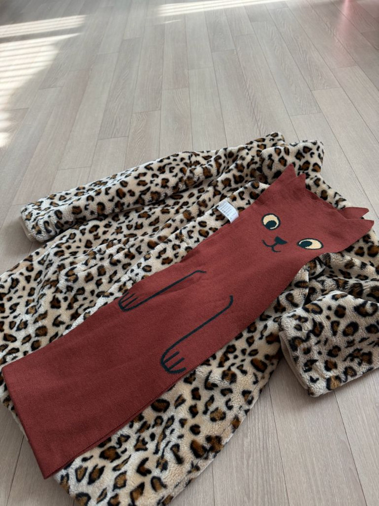 Tinycottons 타이니코튼 고양이 머플러 이미지