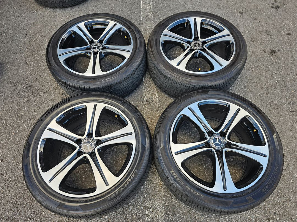 #벤츠 E클래스 W213 18인치 순정 휠타이어 팝니다.245 45 18--0