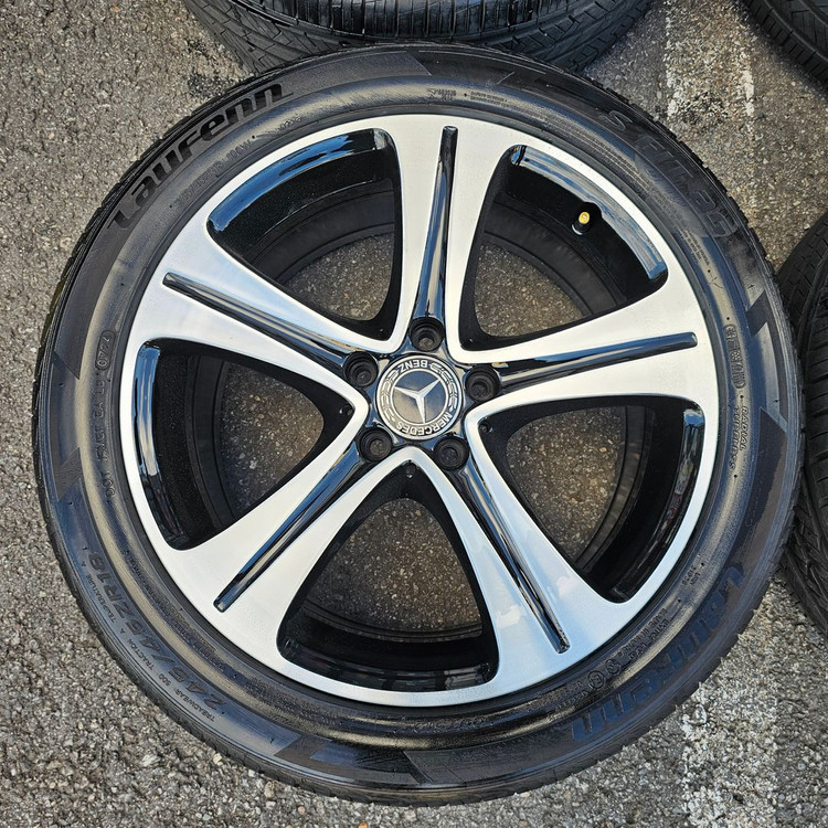 #벤츠 E클래스 W213 18인치 순정 휠타이어 팝니다.245 45 18--1