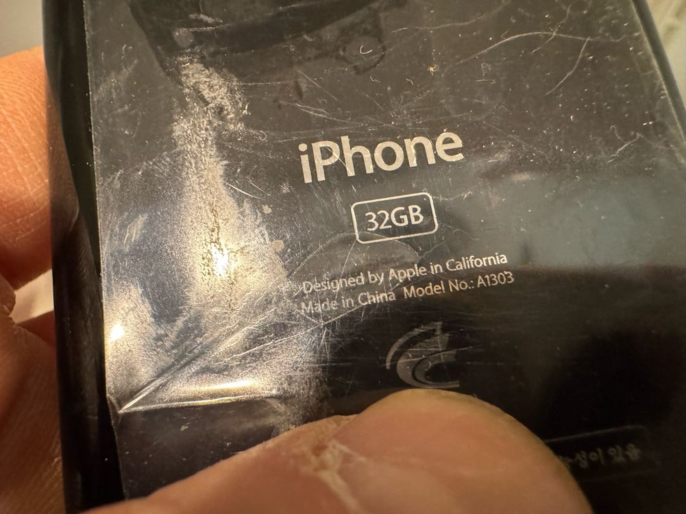 [미사용/새제품] 아이폰 3GS 32GB KT 리매뉴팩처 이미지