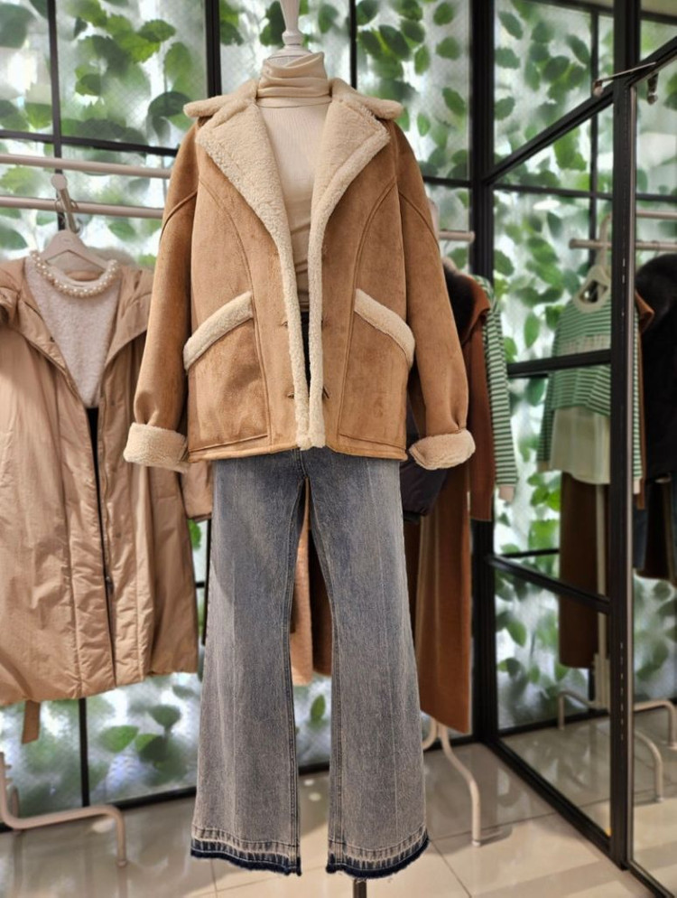 듀엘(DEWL) 에코퍼 루즈핏 무스탕--1